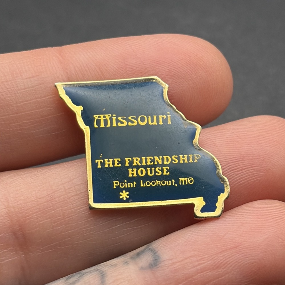 Missouri State Outline The Friendship House Point Lookout Lapel Hat Pin